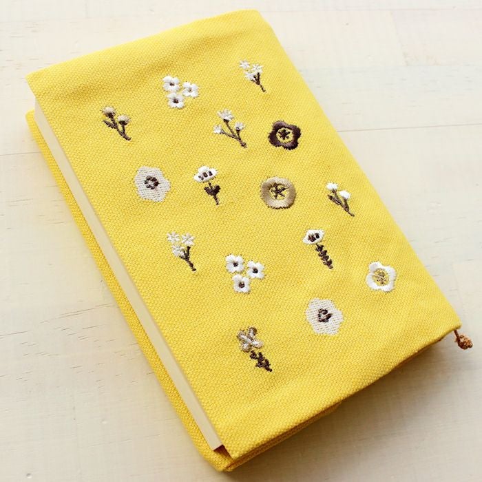 刺繍ﾌﾞｯｸｶﾊﾞｰ 小花 HONTOWATASHI | 古川紙工公式オンラインショップ